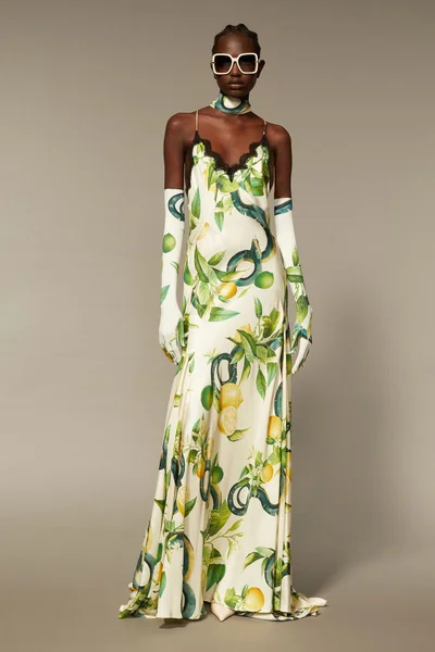 Look 25